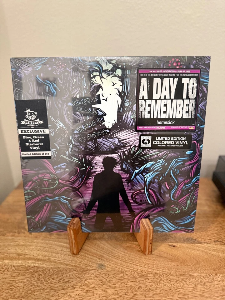 RARE / NEW / SEALED - A Day To Remember Homesick Vinyl- Newbury Comics LE of 555 Foto 2 de 4