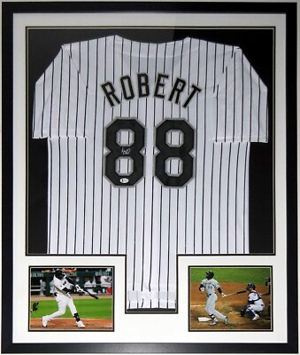 Luis Robert Autographed Chicago White Sox Jersey Beckett BAS