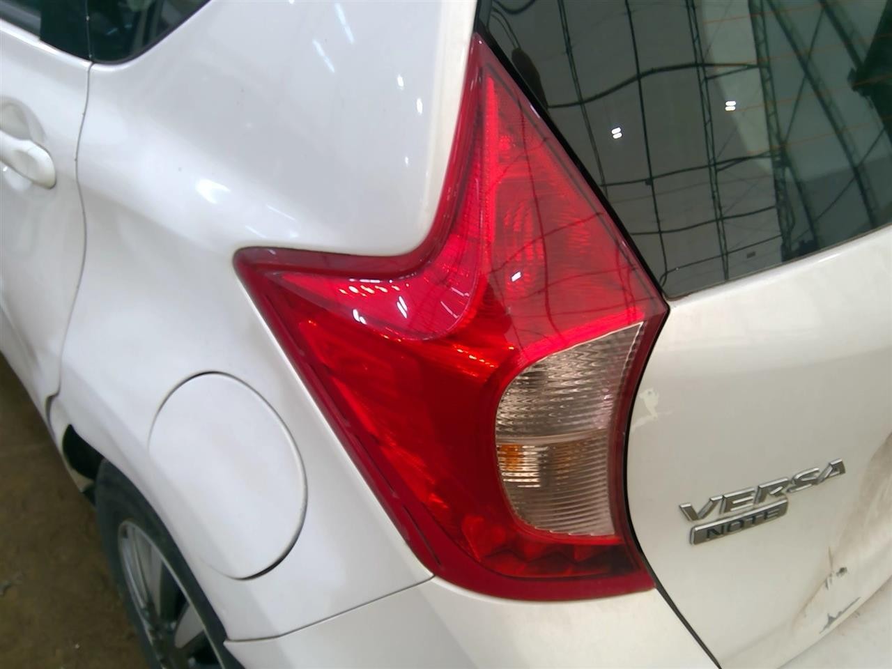 Driver Tail Light Quarter Panel Mounted Hatchback Note Fits 14-19 VERSA 6874257