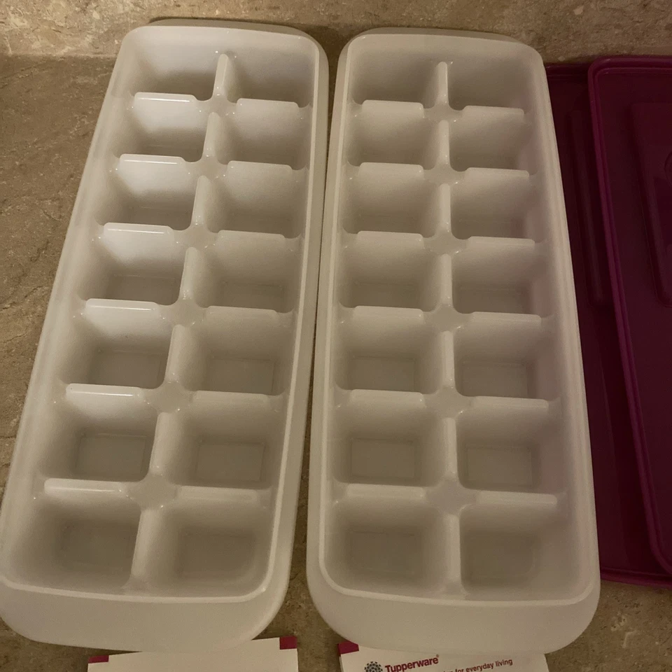 2 Tupperware Fresh N Pure Covered Ice Cube Trays Purple #2704A  #2705A - Image 3 of 4