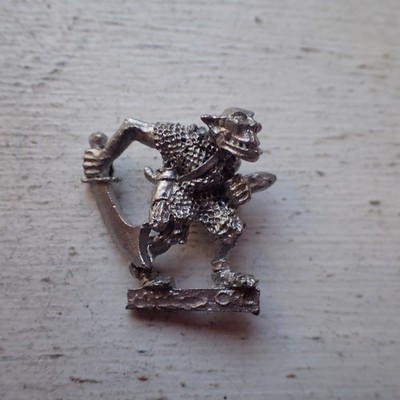 Citadel Warhammer 80s LOTR ME42 White Hand Orc A