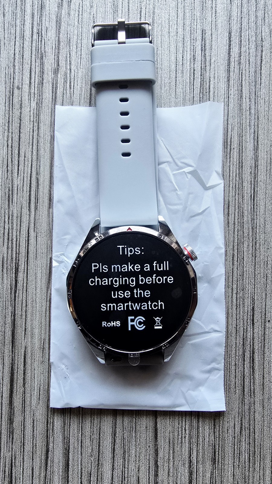 Montre connectée avec ECG et autonomie de 14 jours pour le suivi sport