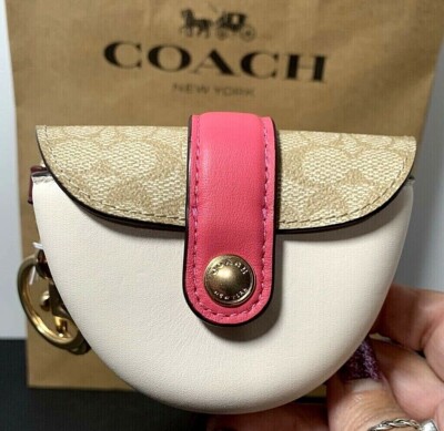 mini alie bolsa charm in signature canvas