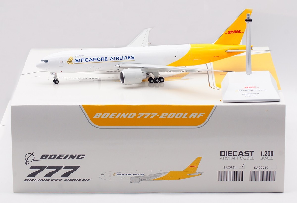 JC Wings 1:200 シンガポール航空 DHL B777F 9V-DHA JC Wings 1:200 シンガポール航空 DHL B777F 9V-DHA SA2012C_2.jpg