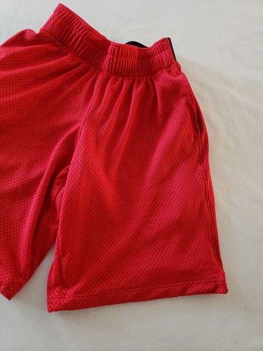 Under Armour Boys Shorts Size YXS Youth RED POCKETS POLYESTER EUC - Picture 2 of 6