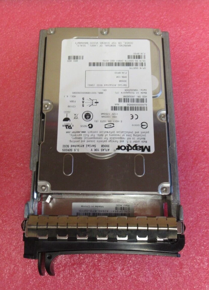 Maxtor 8J300S0088856 Atlas 10K V 300GB 10000RPM 16MB 3.5" Internal Hard Drive - Image 3 of 4