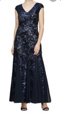 ALEX EVENINGS Women s 8P Long V-neck Fit N Flare Sequin Gown With Cap Sleeve
