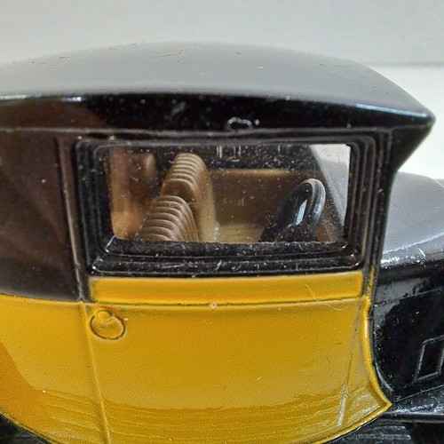 VTG Matchbox Models Yesteryear 1928 Bugatti T44 Y-24 England Yellow Black Car - Picture 11 of 15