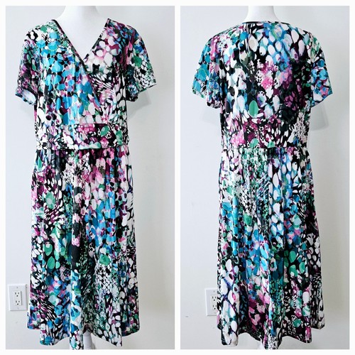 Size XL Polyester Floral Cross V Neck Womens Knee Length Summer Dress with Built - Picture 1 of 24