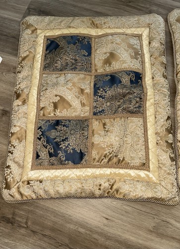 Croscill Shames neutrale Farben Gold und Marine Kordelkante 32,5”x26” - Bild 1 von 7