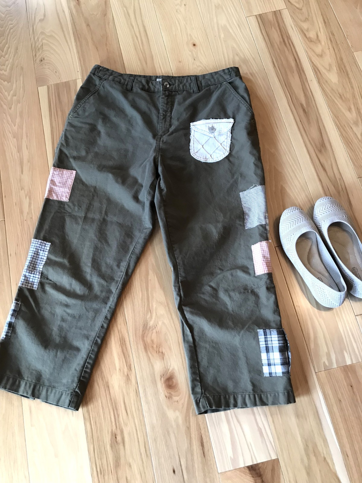 Upcycled Patchwork Cropped Pants | Boho Olive Gre… - image 7