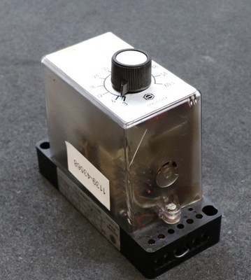 SCHLEICHER Schaltrelais MZT 120 K023248 220VAC 50/60Hz 3-60s max. 500W/380VAC
