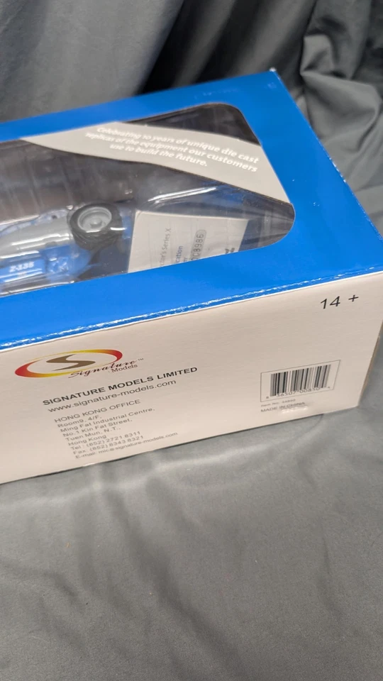 United Rentals Collector Series International ProStar +Case CX210C & Genie Z-135 - Image 4 of 4