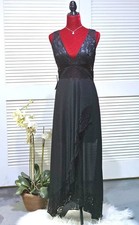 NWT Marciano Womens Black Lace Maxi Dress Sheer Overlay & Deep V-Neck Sz 6 2562