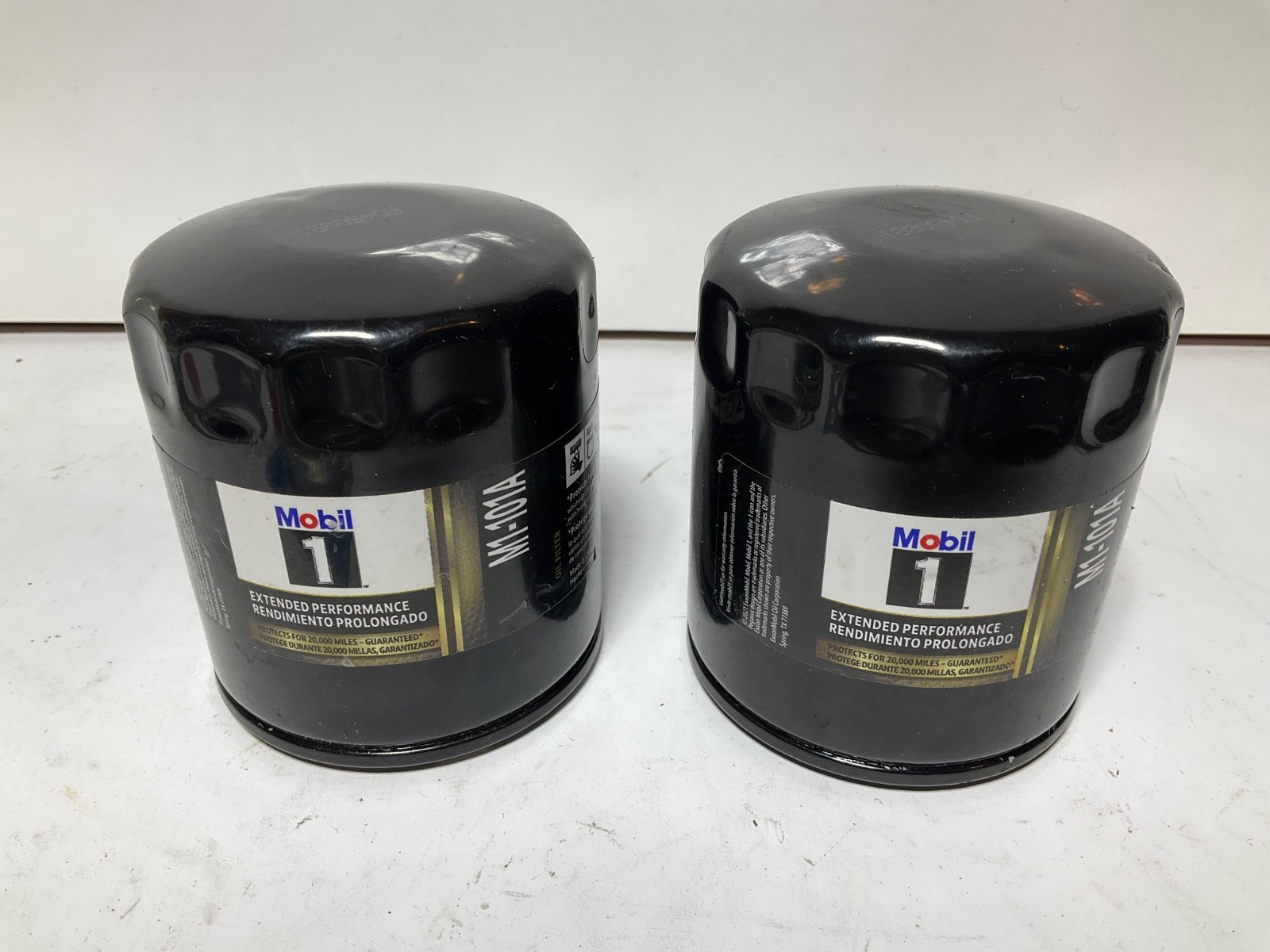 Pair Mobil 1 Extended Performance M1-101A Oil Filter (2-Pack