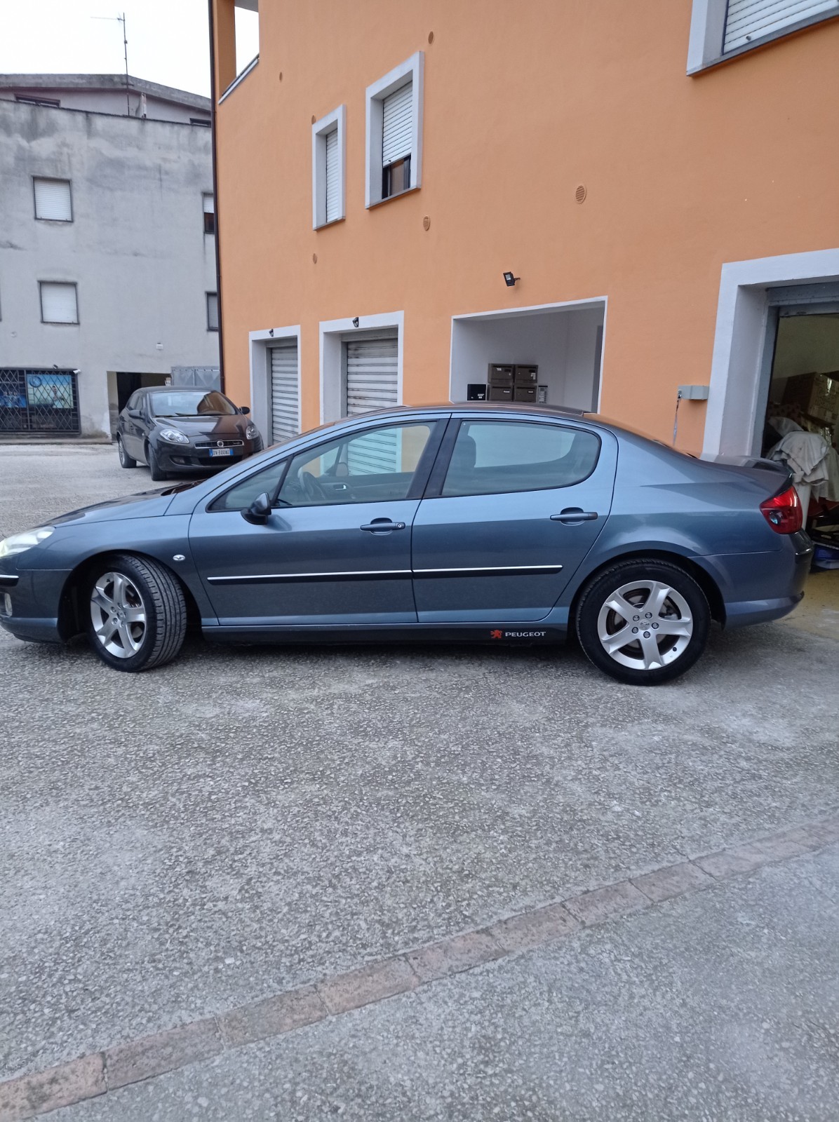 Peugeot 407 foto 4