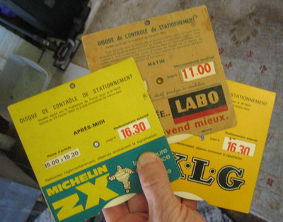 KLG MICHELIN ZONE BLEUE French Parking Discs 3X 1960s Disques de Controle 5x5in