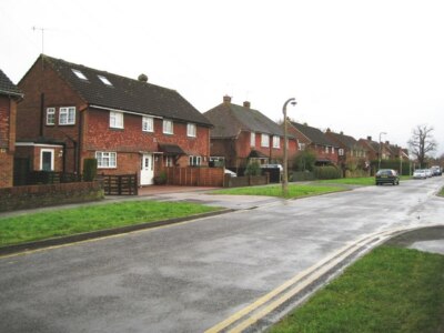 Photo 6x4 Horley: Crescent Way Horley/TQ2843 The very close proximity of c2009