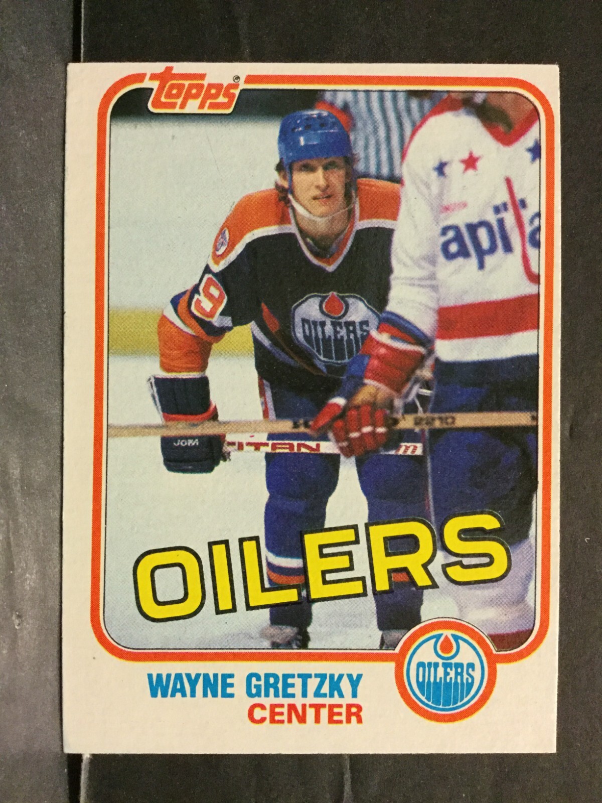 1981-82 Topps Hockey #16 Wayne Gretzky Edmonton Oilers Card EXMT Sku164CW