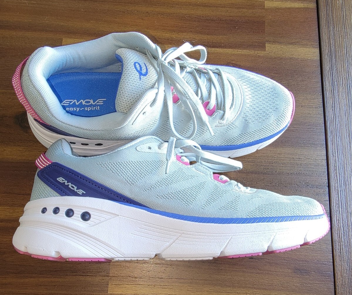 Easy Spirit Women's Marano2 Emove Sneaker Size M Great Condition