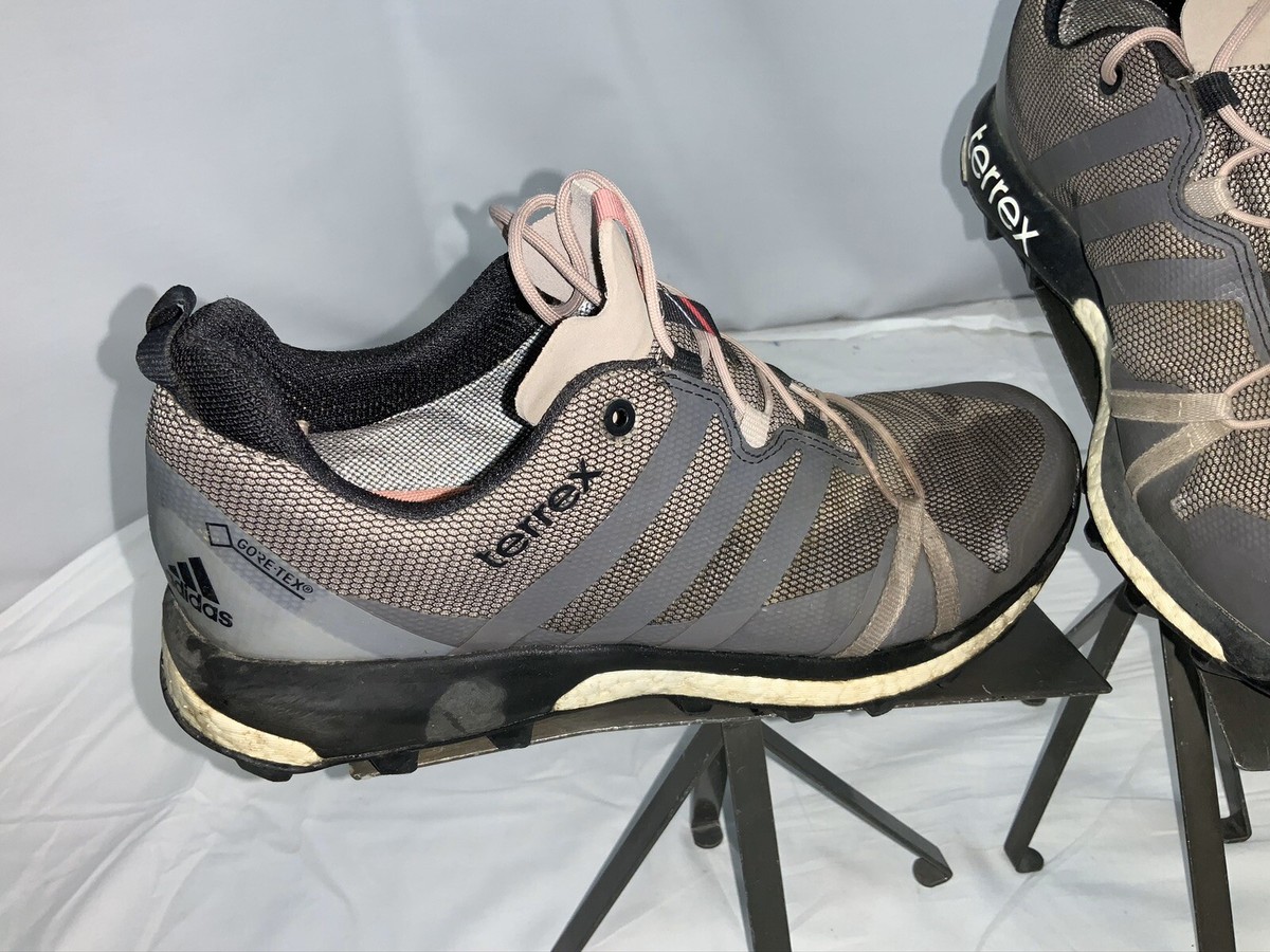 Adidas Terrex GoreTex Hiking Shoes Sz 9 Women Gray
