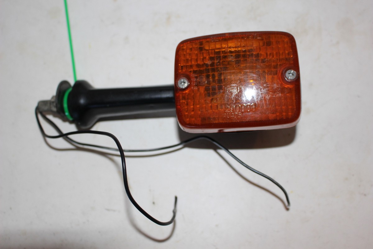 KAWASAKI ZX750 ZX1100 ZX550 REAR TURN SIGNAL (TTS260) | eBay