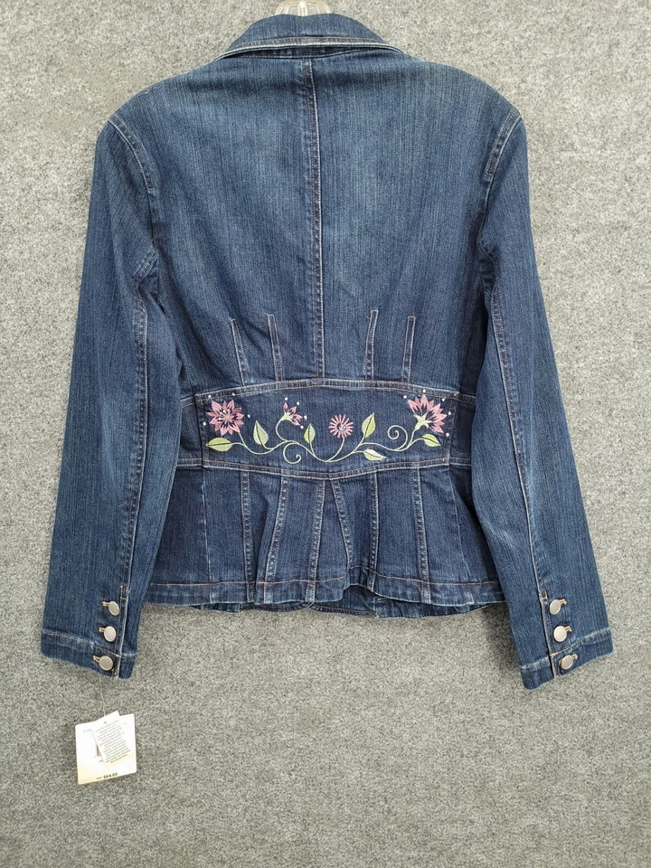 Chaqueta vaquera Bandolino para mujer 8 bolsillos bordados con botones ajustada azul nueva con etiquetas Foto 2 de 4