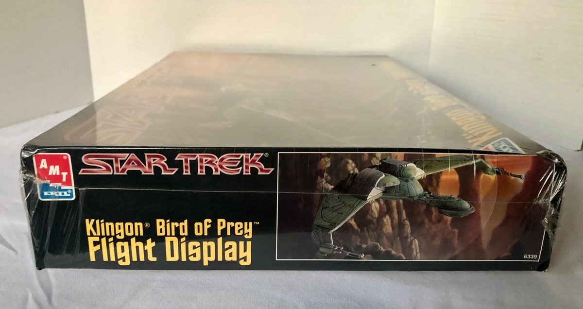 AMT Ertl Star Trek KLINGON BIRD OF PREY Flight Display Model Kit