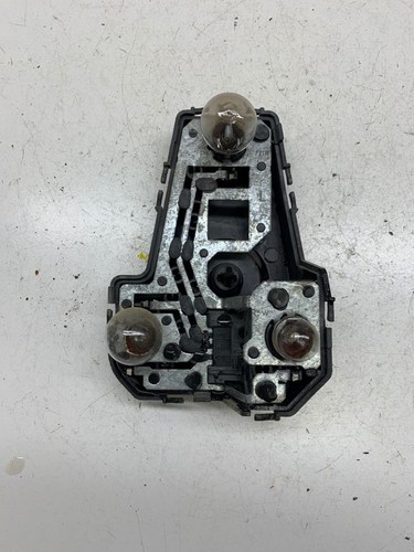 Volkswagen Sharan 1999 Diesel Links Glühbirnenhalter Heckleuchte 81kW DRA27406