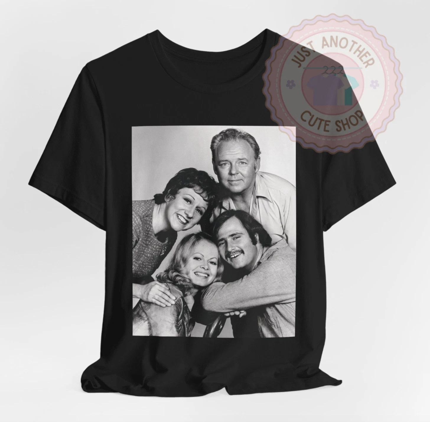 All in the Family T-Shirt ✩ Archie Edith Gloria Mike 70s TV Show Retro Tee!