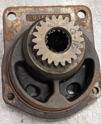 #ad 7N 1565 CAT Adapter With Gear Shaft 8N0935 Splined Pump Drive Unit Assembly $299.00