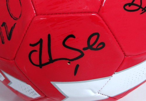 Balón de fútbol Nike autografiado por el equipo de venta libre de Estados Unidos con 9 firmas - JSA W auténtico - Imagen 4 de 12