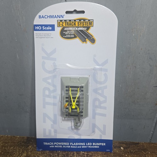 PARAGOLPES LED INTERMITENTE BACHMANN 44593 ESCALA HO NÍQUEL PLATA E-Z TRACK®  | Condition: Used