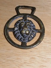 Ancien médaillon martingale laiton cheval poney miniature tête de lion