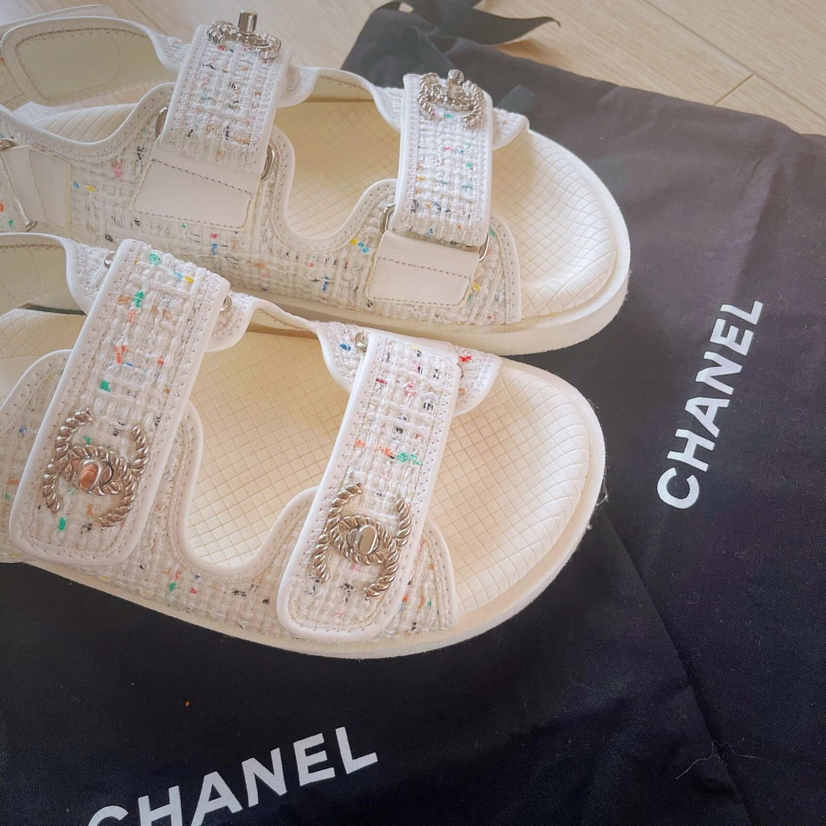 RARE Chanel White Tweed CC LOGO Turnlock Dad Slide Sandals Shoes
