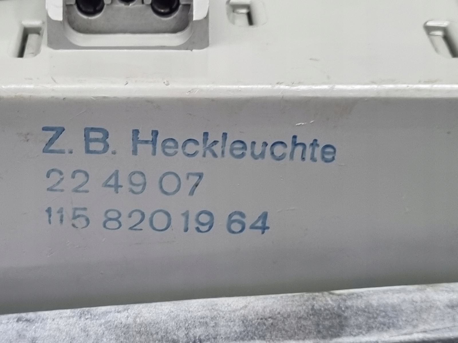Mercedes-Benz W115 Rückleuchte LED Links A1158201964 Rearlamp | eBay