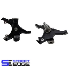 Street Edge 88-98 Chevy Silverado/C1500/Sierra Ext Cab 2WD 2" Drop Spindles