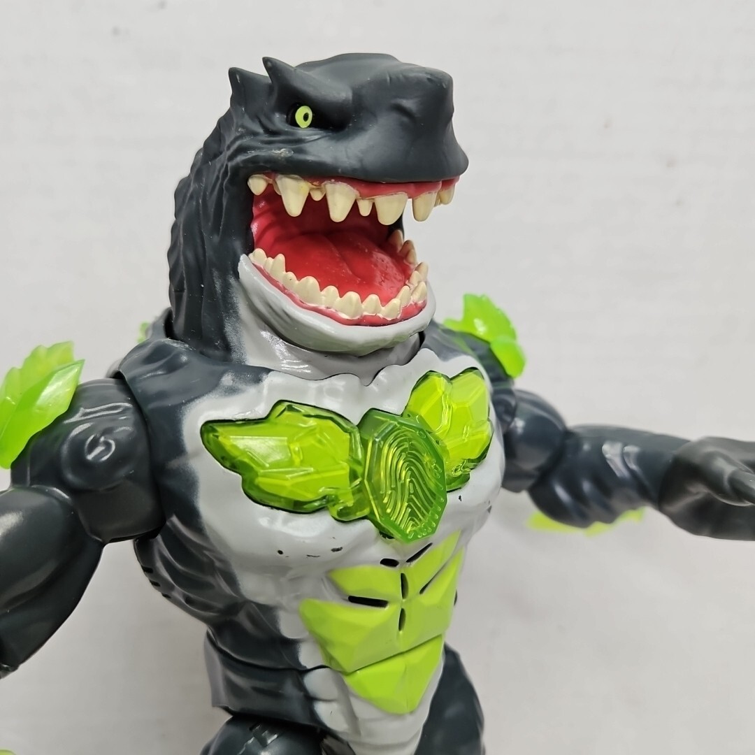 Beast Lab Shark Beast Action Figure Creator Experiment Lights