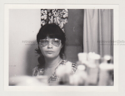 Pretty Cute Young Woman Charming Attractive Lady Girl Sunglasses Nice Old Photo