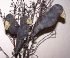 PRIMITIVE BIG BEAK CROW ORNIES ~ MAILED PATTERN ~ PERFECT PRIM QUICK AND EASY!! 