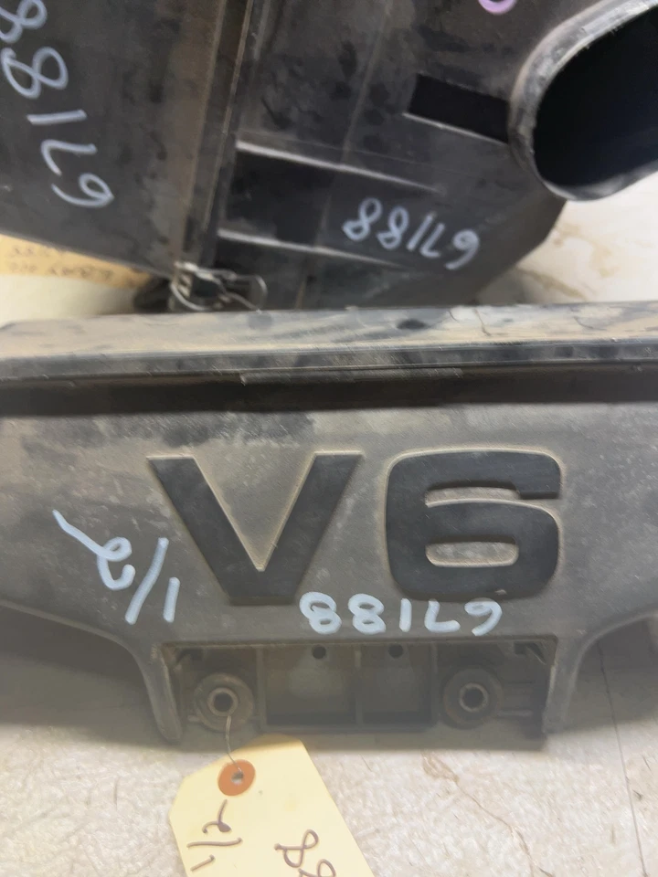 AUDI A6 1995-1998 1992-94 AUDI S4 Limpiador de admisión de aire Caja de filtro Conjunto de carcasa Foto 2 de 4