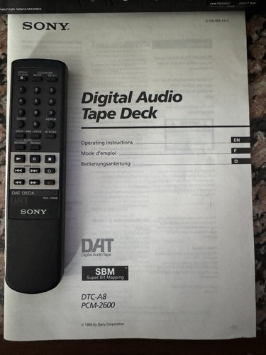 Sony DTC-A8 Professional DAT Deck | For Parts | Box, Remote, Manual & Bits Incl. - Picture 10 of 13