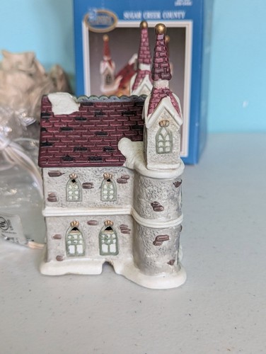 Dickens Collectables 1994 Christmas Village Sugar Creek County Church 266-5495 - Picture 5 of 14