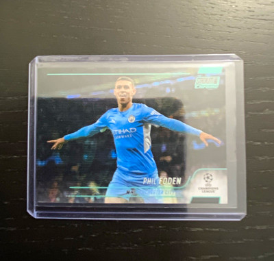 Topps Stadium Club Chrome UCL Phil Foden #47 Aqua Wave Refractor /250