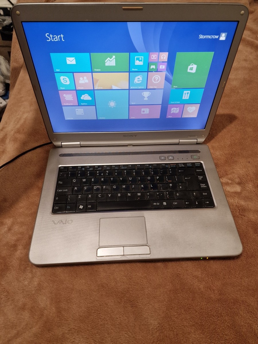 Sony Vaio VGN-NR32L Intel T2390 @ 1.86Ghz 128GB HDD 2GB RAM