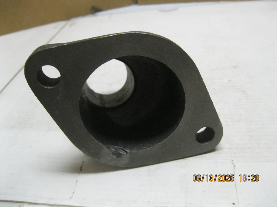 Engine Coolant Water Outlet 4 Seasons 84804 — 第 3/4 张图片