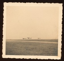 Foto - Deutsche Flugzeuge Stuka Landeplatz - 2.WK
