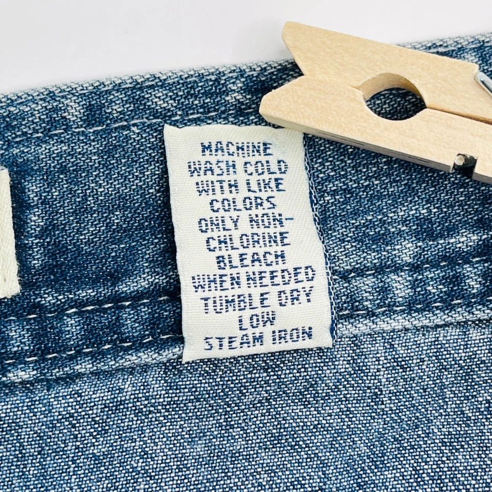 Lord & Taylor Women's High Rise Utility Denim Jean Shorts Size 8 90s Y2K - Image 4 of 4