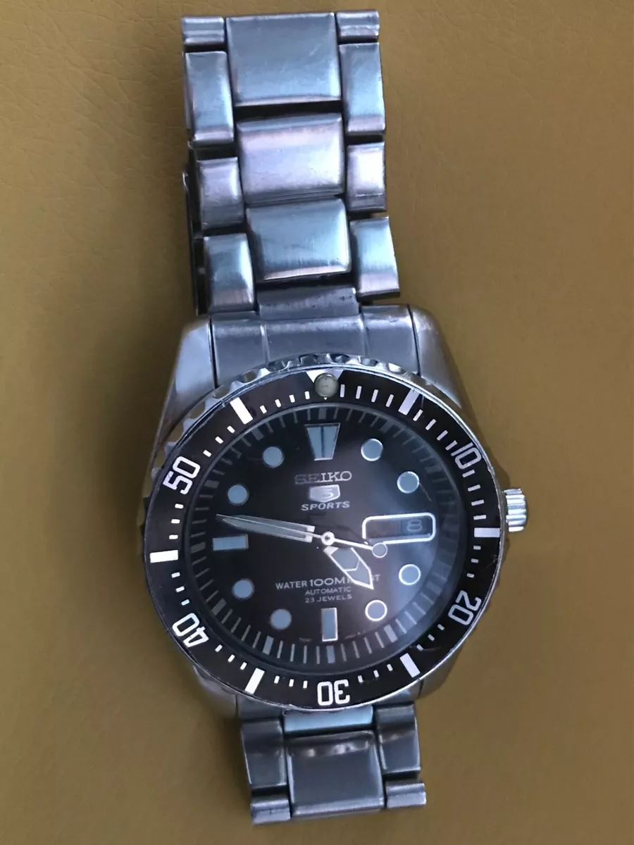AUTHENTIC Seiko 5 Sea Urchin Black Watch. SNZF17K1 DIVER BEZEL