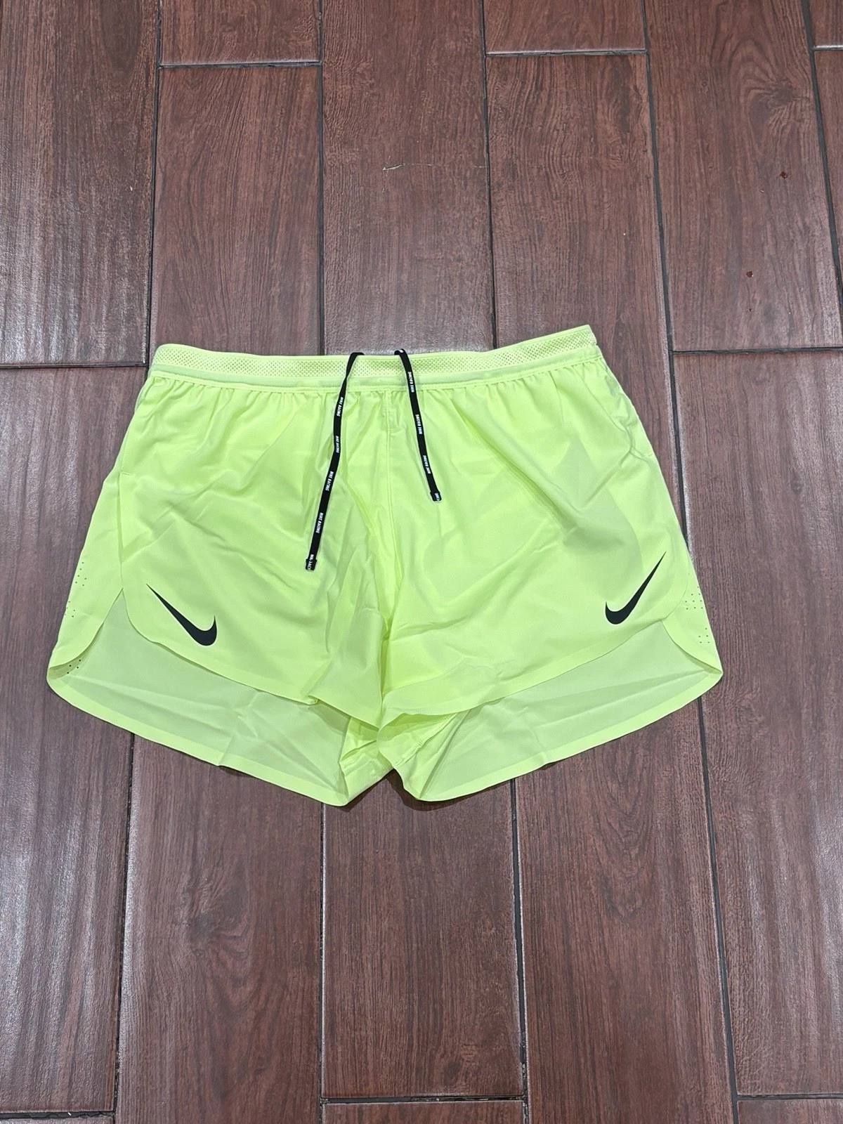 Nike Dri-FIT ADV Running Shorts Yellow 4" Lightweight FN3352-736, Men’s Medium
Opens in a new window